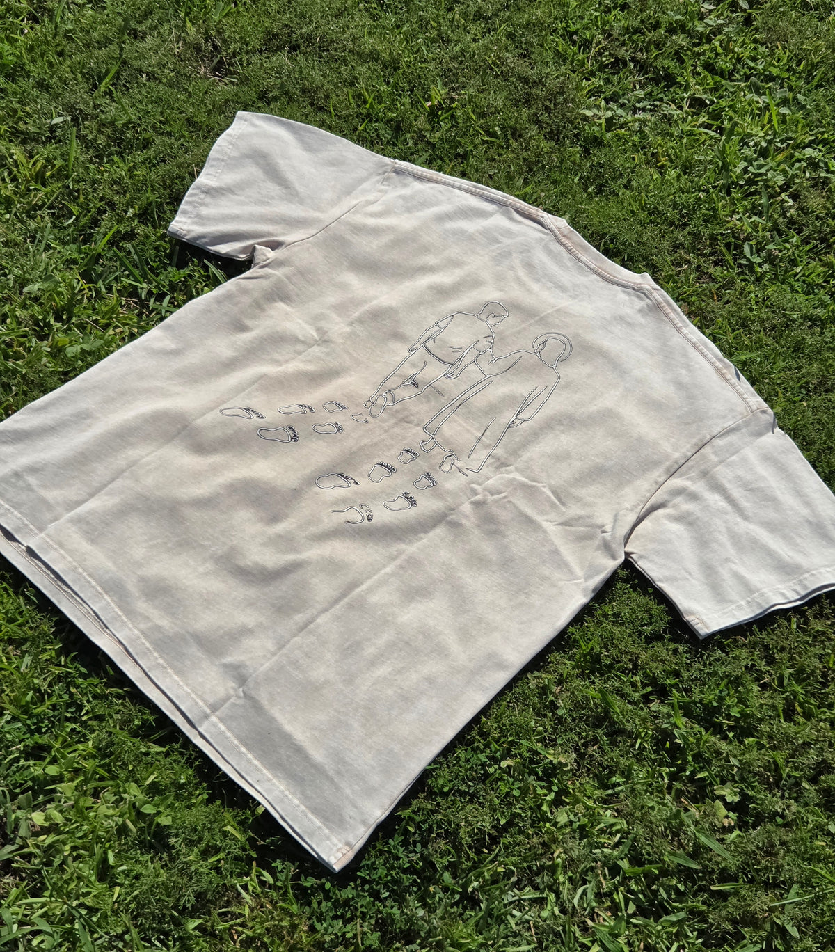 Oversized "Footprints In The Sand" T-Shirt